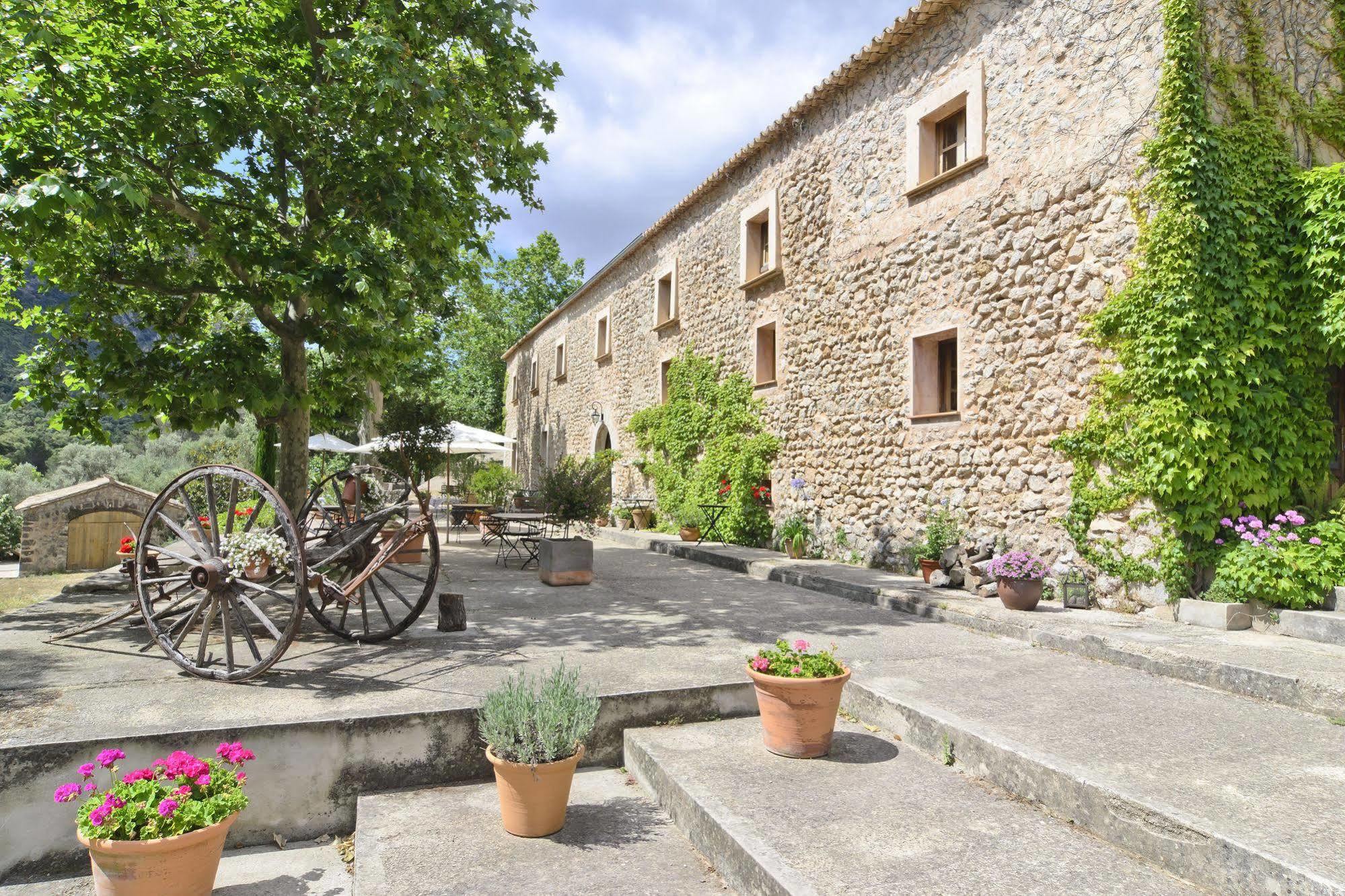 Honor Vell Hotel Bunyola Exterior photo